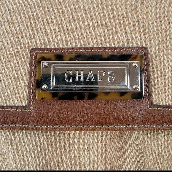 CHAPS Cross Body Wristlet Clutch Purse Tortoise Shell Accent. - Picture 6 of 9